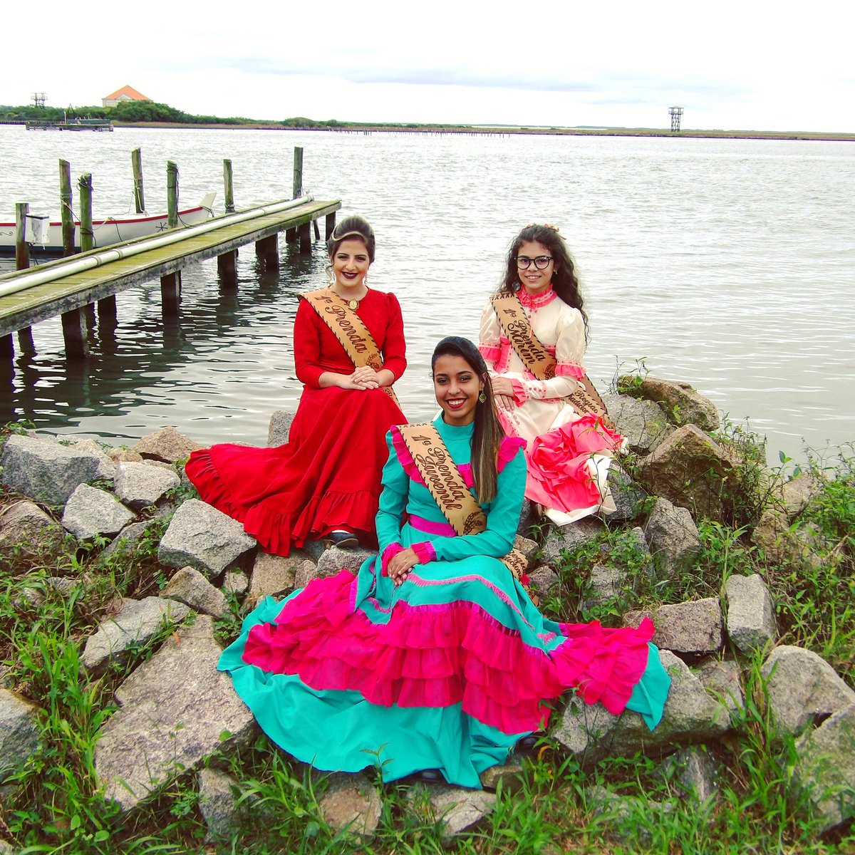 tmarasciulo_'s tweet image. Por amor e com amor! 🍀❤ #6RT