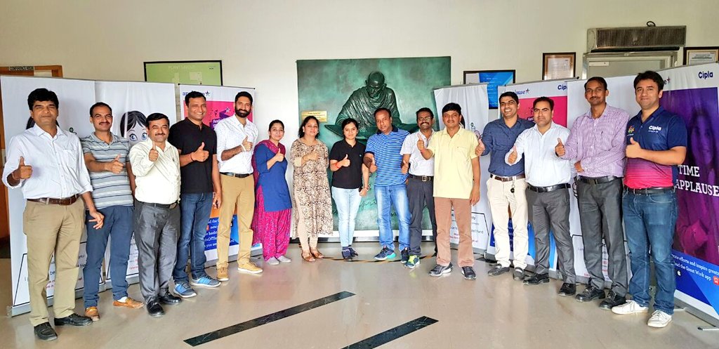 balnatah's tweet photo. "It's not happy people who are thankful, it's thankful people who are happy". Baddi celebrated the Festival of Gratitude with high passion and commitment to do more. Kudos to the Cross Functional Team for making it a Success. #ChainOfThanks #CiplaEngage @Cipla_Global @prutha_ch https://t.co/XpBknwmjVi