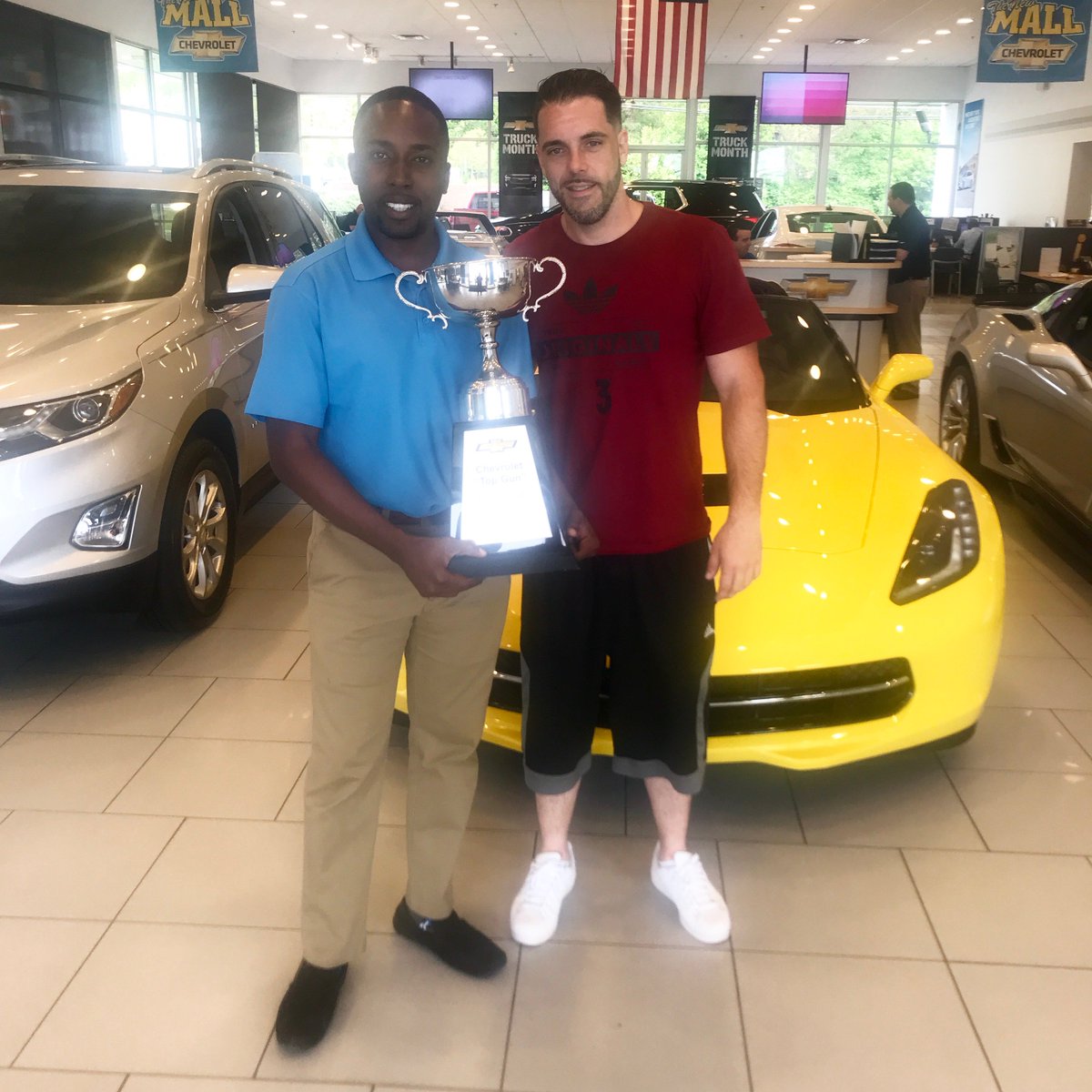 MallChevrolet's tweet photo. Come on board Mark Lightsey and the Philadelphia Zones #1 Volume Dealer 856-662-700
#imwithmall https://t.co/XsaBKaSIJz
