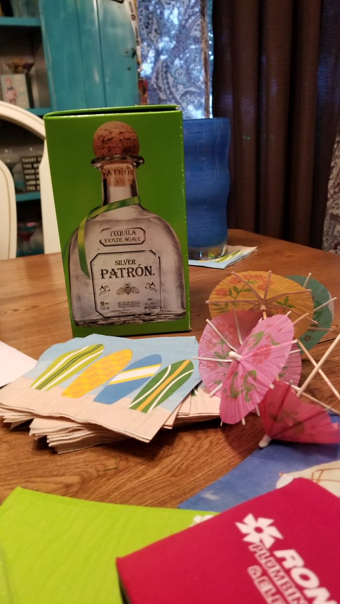 DulasExc's tweet photo. Happy Cinco de Mayo #letsgetthispartystarted https://t.co/IJ9qvkZbLS