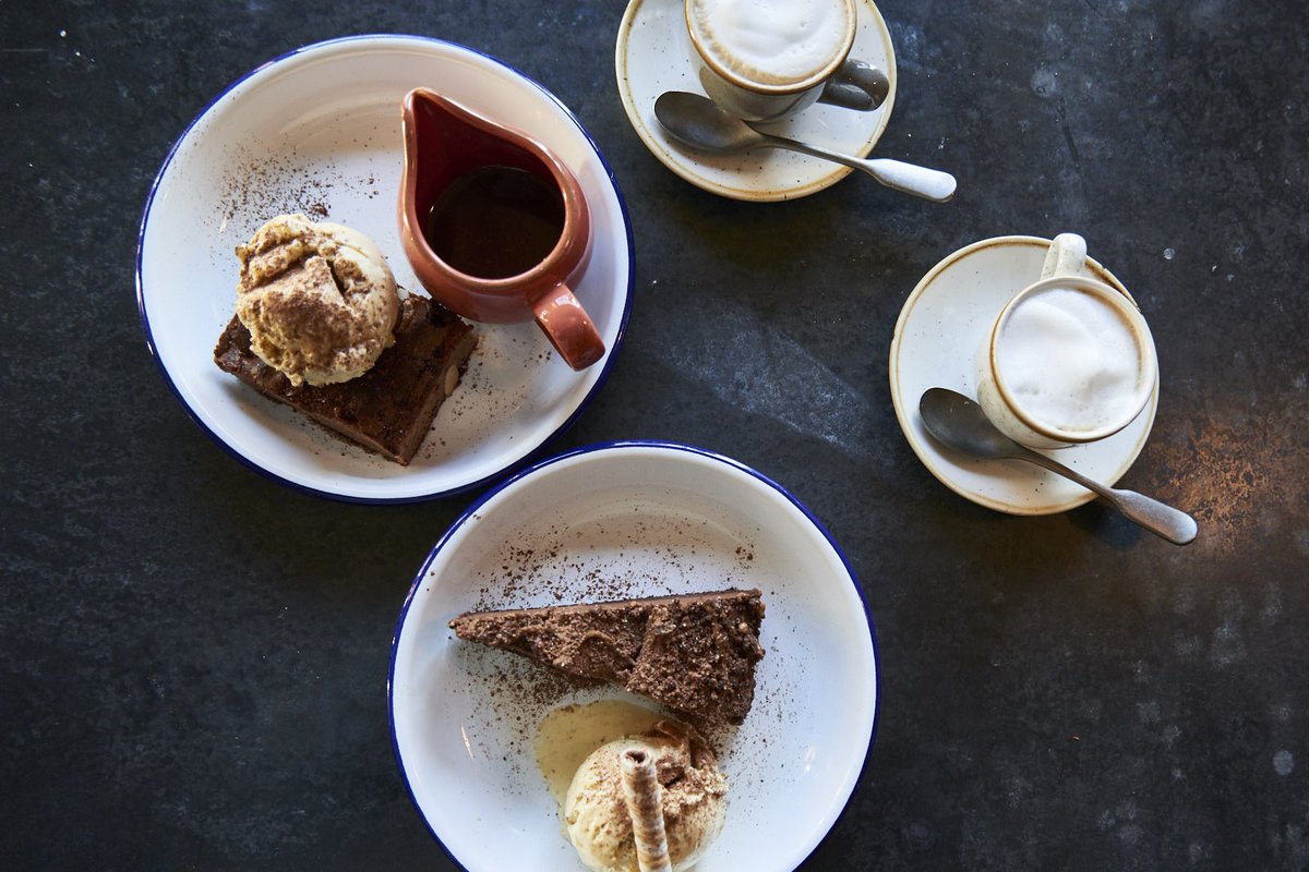 Delicious treats at #Babydoll’sWoodFiredPizza <a href="/portlympnepark/">Port Lympne Hotel & Reserve</a>
