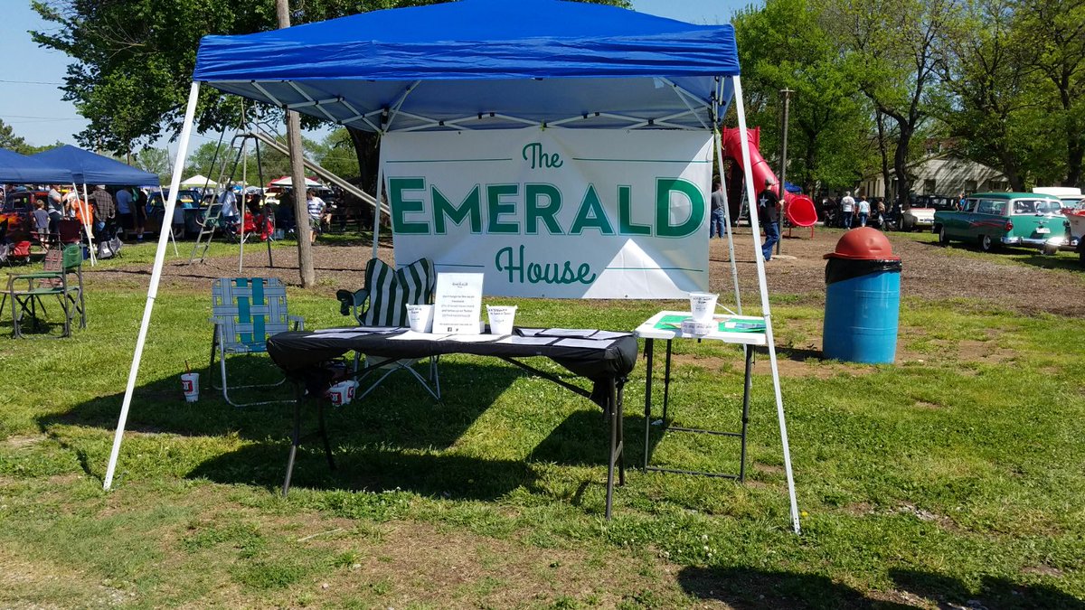 TheEmeraldHous1's tweet photo. Are you at the #StrayKat500? Well come see our booth! We've got awesome things for you to see as well as a drawing! Located by the park in the alley in Dewey! https://t.co/AaEN84RZQe