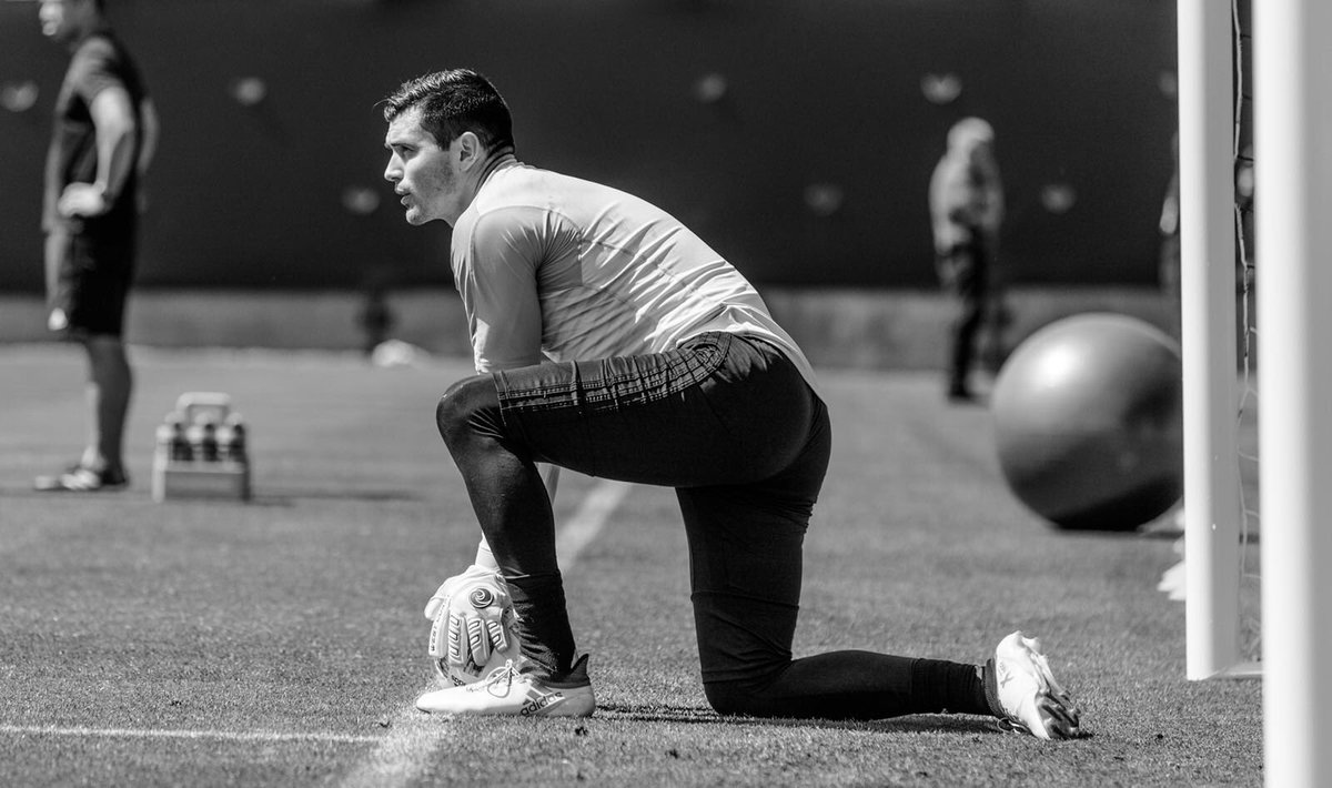 Charlie_Lyon_'s tweet photo. Let’s do it again ⚽️◼️🔶 @LAFC @LAFC3252 @WestCoastGK #westcoastgk https://t.co/JOKdwYlqwl