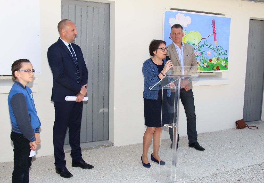 Jallais_PH's tweet photo. Inauguration du centre de loisirs « la Souris verte » de #lachapelledespots ce matin ; un superbe outil au service des enfants du territoire & de la population. Une vraie réussite soutenue par @imbertcorinne17 @Prefet17 @departement17 #CAF17 #CDAsaintes ; merci a tous ! #jeunesse https://t.co/TSJeO0WnKm
