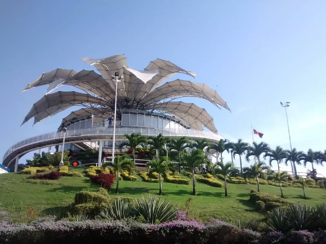 La flor de Venezuela un hermoso lugar para visitar en #Barquisimeto .

#QueHacemosLara .
📷<a href="/ileanapalaciost/">ileana Palacios</a>