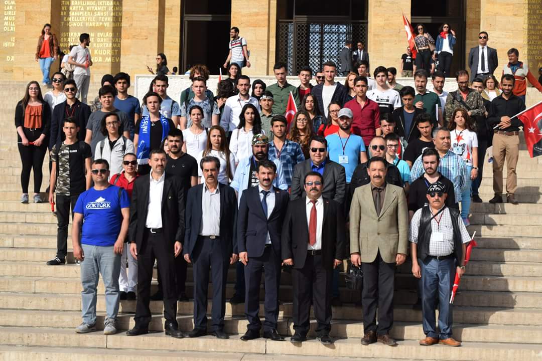Sedat_Hamza's tweet photo. 3 Mayıs Türkçüler Günü 
Anıtkabir Ziyaretimiz https://t.co/IRanULm0KB