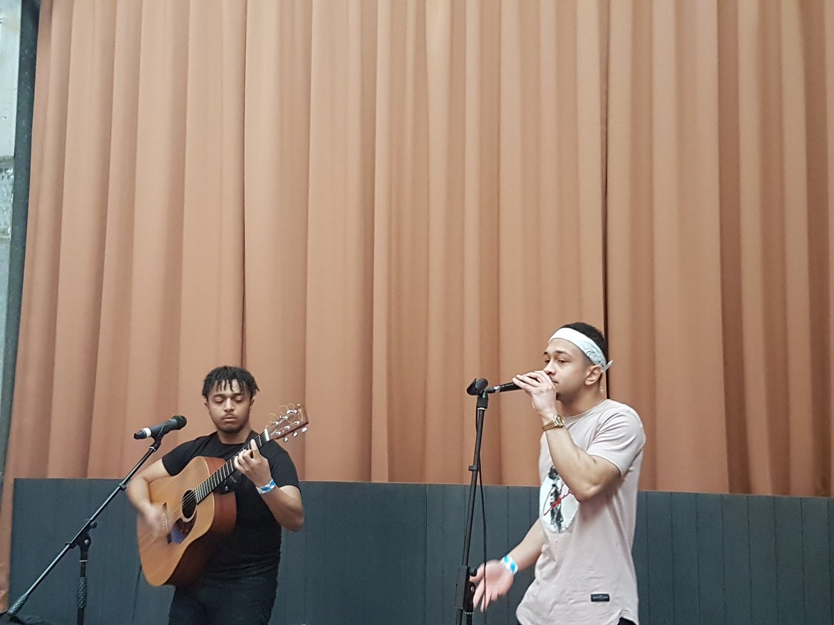 punchrecords's tweet photo. Liverpool's very own @ShakOmarMusic bringing some smooth sounds &amp; rhythms to @SoundCity 

Our UK R&amp;B showcase with @DJAce till 8pm @craft_minded

#Soundcity18 https://t.co/c3CqocCgsH