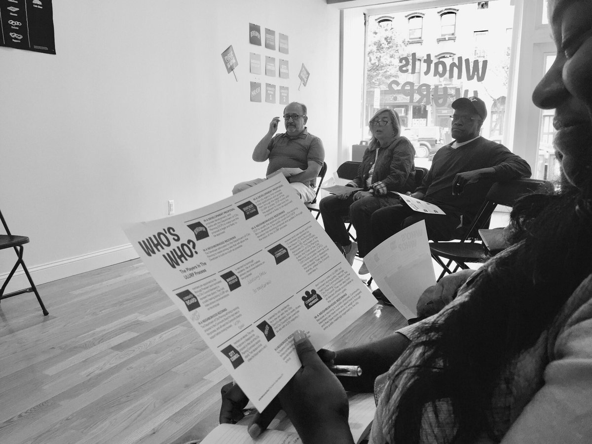 leyzdoo's tweet image. Ingrid covers “who’s who” through NYC’s ULURP process with attendees at today’s @we_are_CUP Brooklyn #ULURP workshop