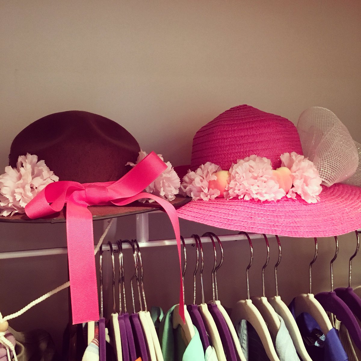 GPBRegion1's tweet photo. Happy Saturday! Here’s a gem to get you excited for #Dallas 👒🌙🌸
.
.
.
#ItStartsWithUs #Convention2018 #Dallas2018 #GammaPhiBeta #GammaPhi #GPhiB #GPhi #confirmedconventioneers #pinkcarnation https://t.co/g8bRRbSfq1