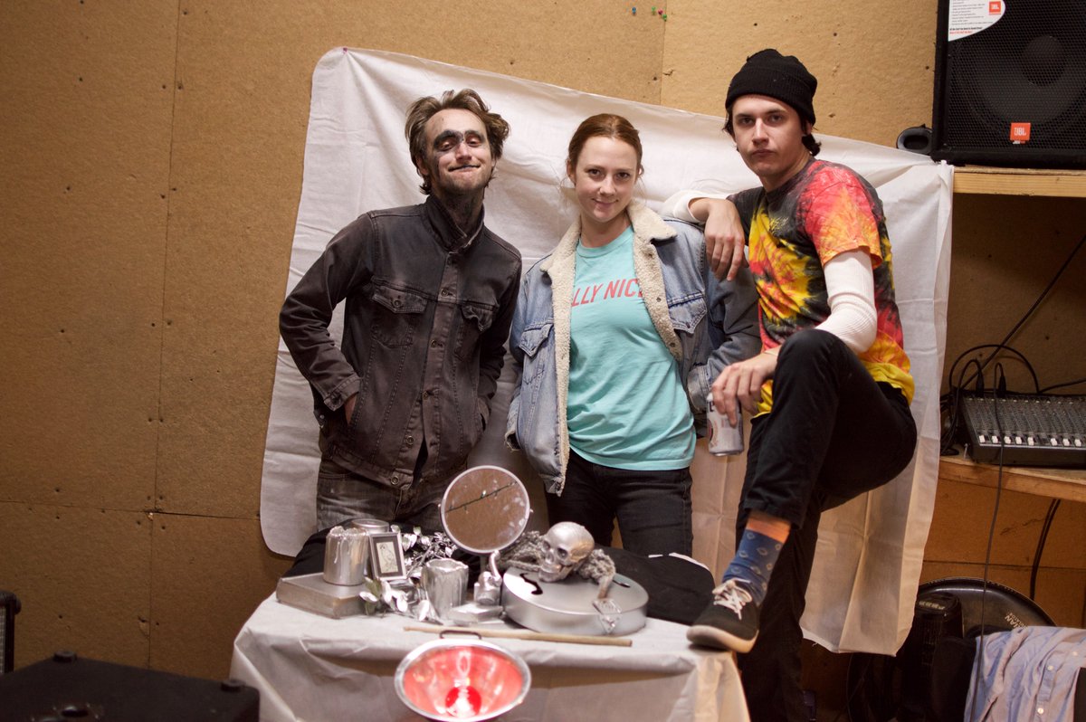 Little Heroine (@lheroineband) on Twitter photo 