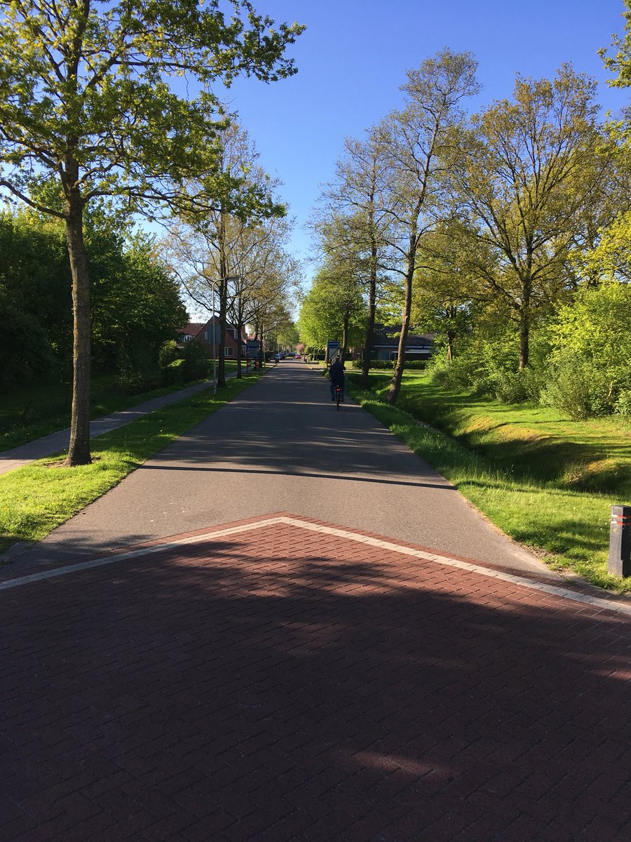 VdBij's tweet photo. @It_TwaddeTweets Dèr gjit de fietscombi! https://t.co/peALAEZYzO