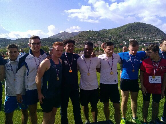 PompiersHerault's tweet image. A #Dignes-les-Bains des minimes aux vétérans ambiance de folie 🎉du côté des équipes du @SDIS34 avec une trentaine de podiums 🏆 Victoire du relais 4fois 400 filles et garçons et victoire par équipe au parcours sportif sapeurs-pompiers #PSSP #Congratulations