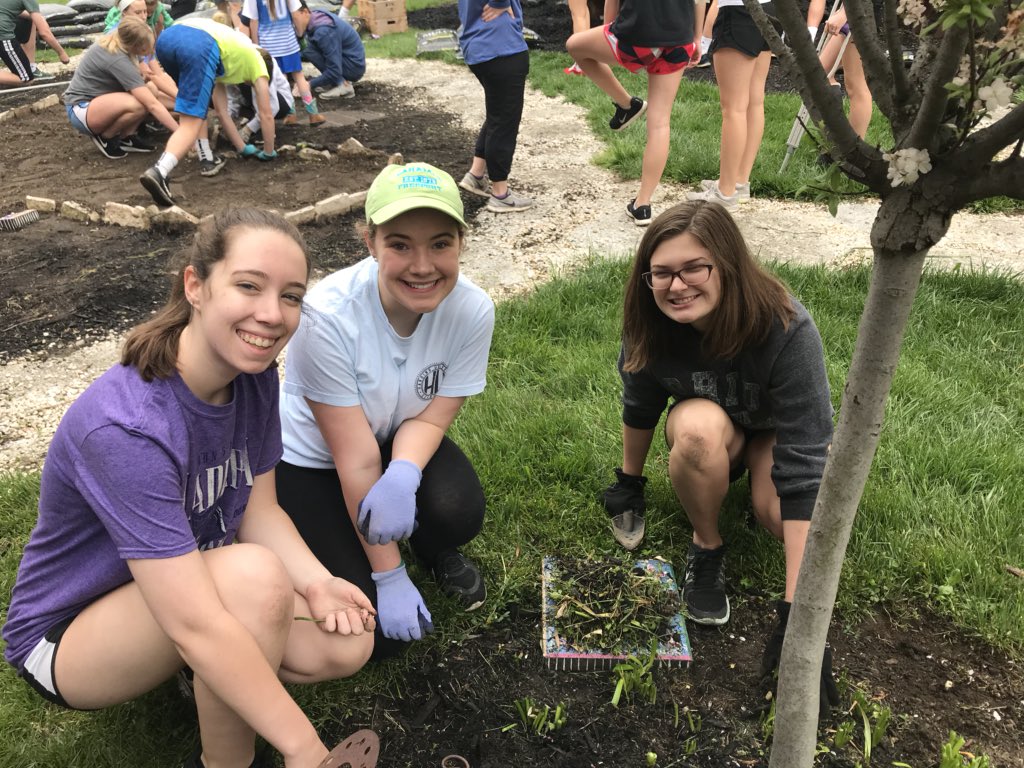 MadeiraNHS's tweet photo. MES butterfly garden clean up was a success! Huge thank you to all the members who helped out! https://t.co/k61FTXdh2n