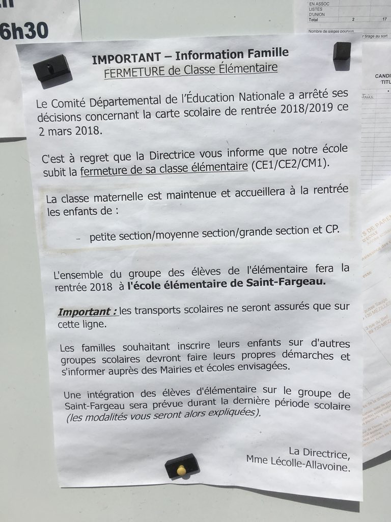 JulienOdoul's tweet photo. Ă #MĂ©zilles avec les militants du #FN89 pour dĂ©noncer la fermeture de lâĂ©cole primaire. Pour la rentrĂ©e 2018, 27 classes seront supprimĂ©es dans lâ#Yonne (122 rayĂ©es en 5 ans). Le gouvernement multiplie les classes en banlieue mais sacrifie lâĂ©ducation des enfants de la ruralitĂ©. https://t.co/43advhu4PJ