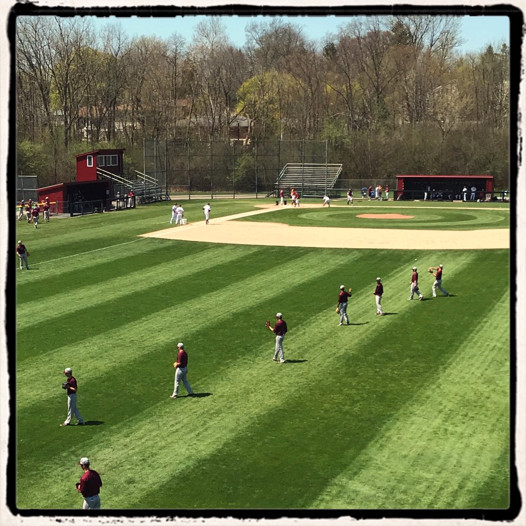 randallclark22's tweet photo. Gorgeous day for some baseball, GO SCOTS!!! @AlmaScotsBSB #GoScots #AlmaBaseball #baseballlife https://t.co/CCKzD0Syoi