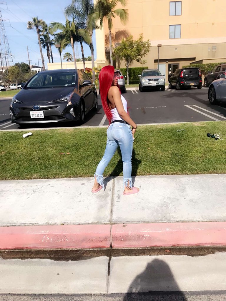 shuntisavage's tweet photo. Talk to me Nice 🤤🤪 https://t.co/86YDT9nFwh