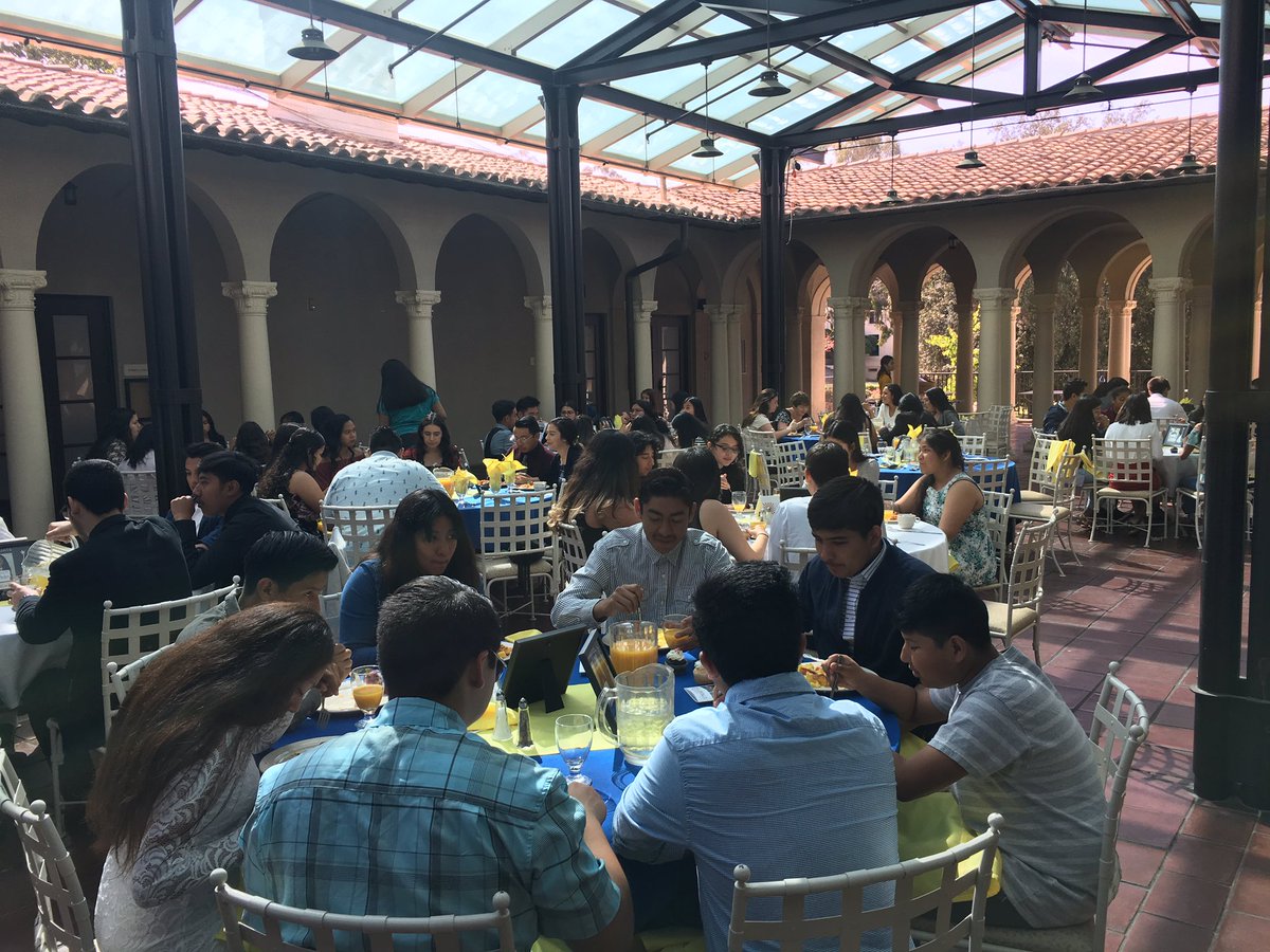 robflot's tweet photo. Celebrating the great year that Oxy's amazing @OXYUpwardBound students just completed. Best wishes to the seniors. https://t.co/o6TdrIzQdz