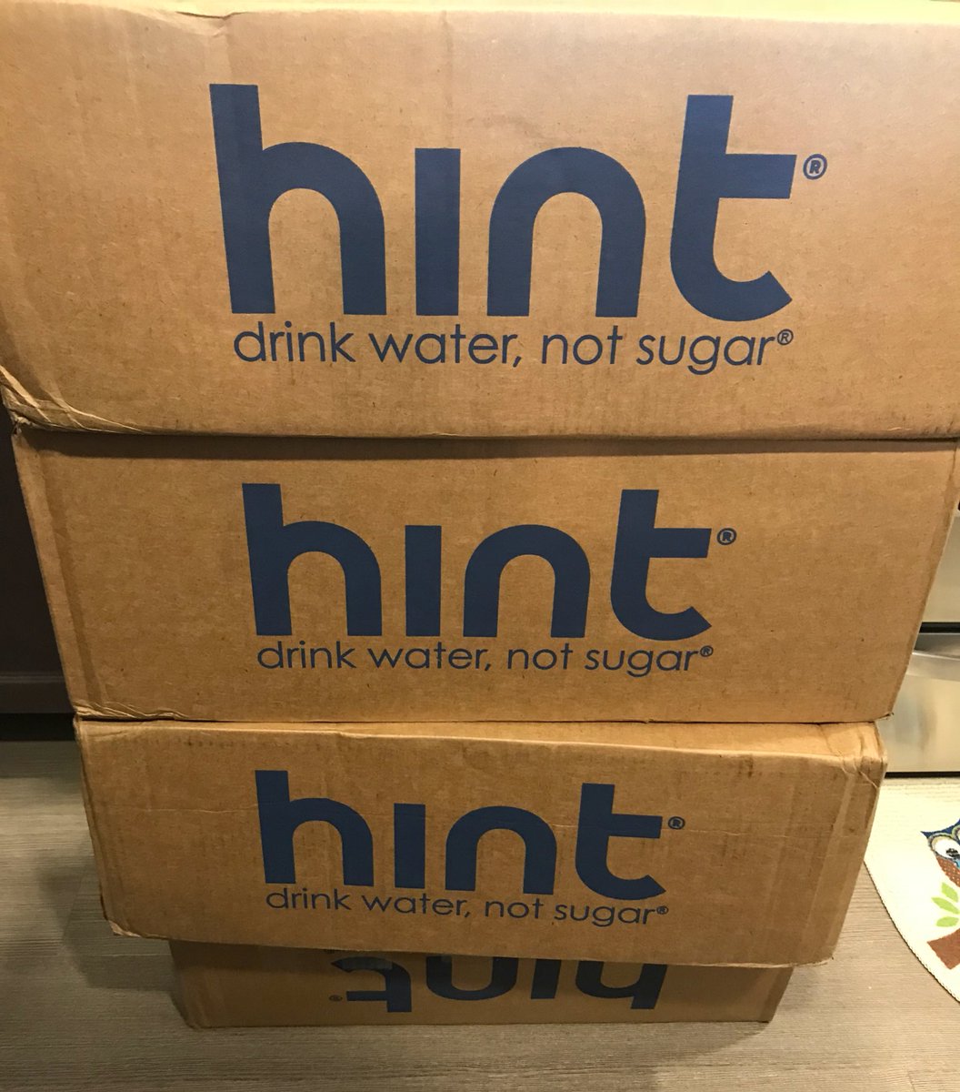 Chris_Stocker's tweet image. Hey @saradietschy I might have you beat on the @hint stockpile. Just moved across country and there’s nothing better to fill your fridge than this. @mrsharma