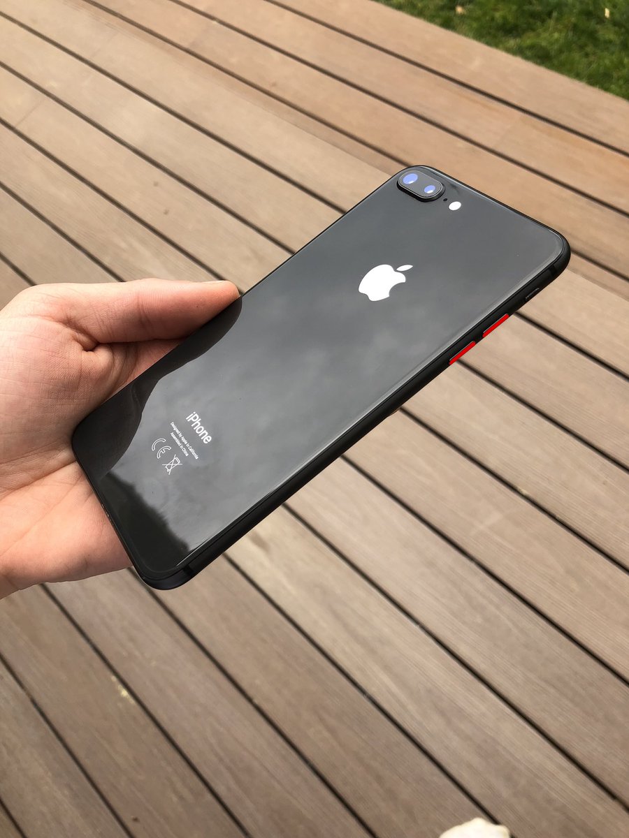 watchdots's tweet photo. Introducing PhoneDots. Just like WatchDots but for your iPhone. PRE-ORDER yours now! https://t.co/LbOrMppm5o