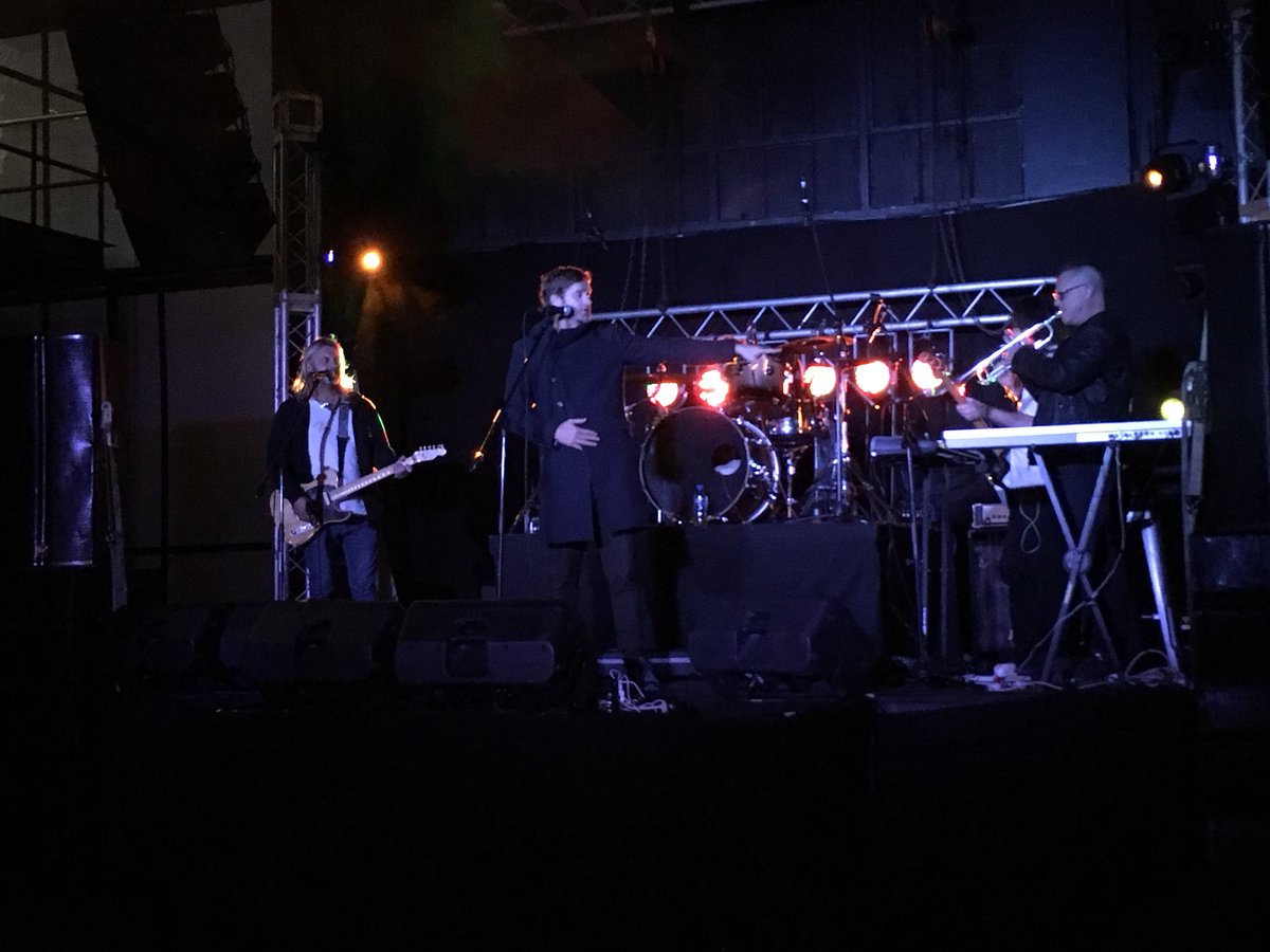 BsharpEnt's tweet photo. If the soundcheck is anything to go by - @SNGband are going to rock #BeautifulEvolution at Carfax https://t.co/RRRJZRCQgZ