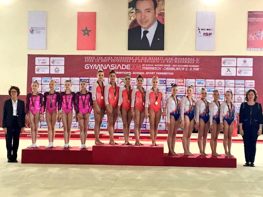 unss's tweet image. En Gym, notre équipe de #FranceUNSS masculine est championne du monde scolaire ! 🥇 👏👏👏 Et notre équipe féminine est en bronze 😉 bravo les jeunes !!! #Gymnasiade2018