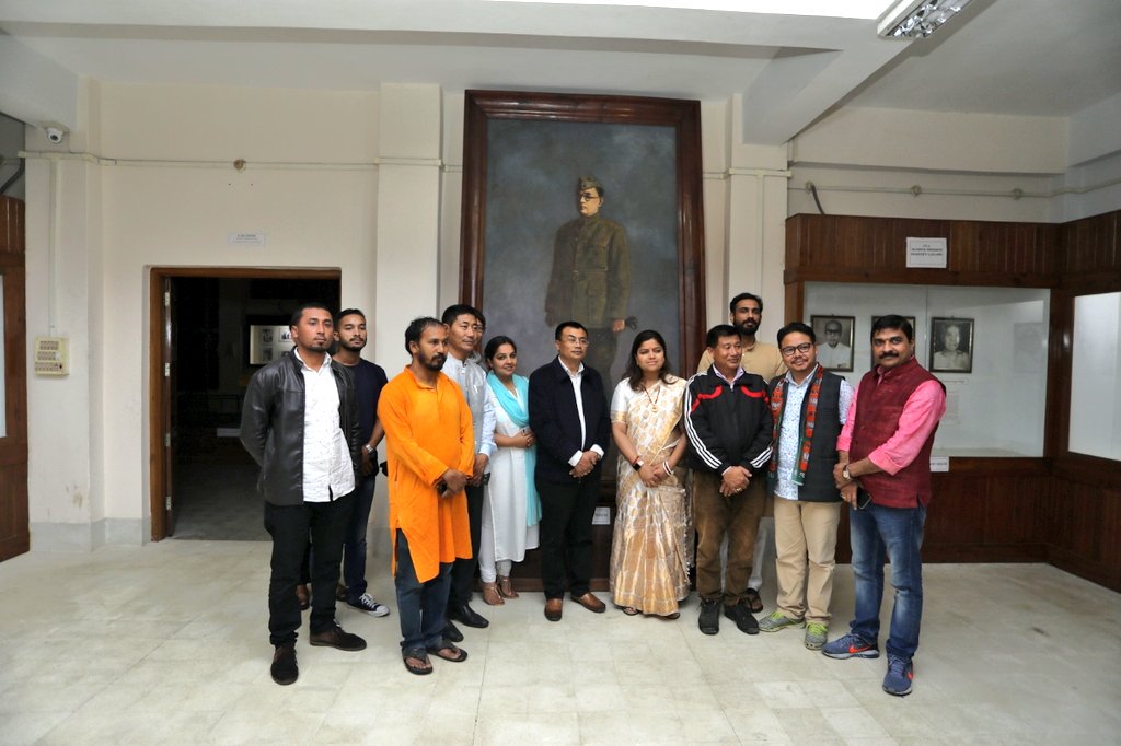 Poonam Pramod Mahajan tweet media