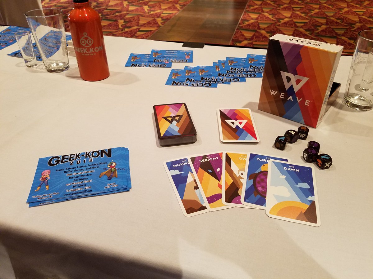 FortuitousBob's tweet photo. No #DnD for me today. Currently at @NoBrandCon promoting for our nerdy convention @GeekKon while perusing Weave by @Monoclesociety. #WeaveSociety https://t.co/bovzH1ssKs
