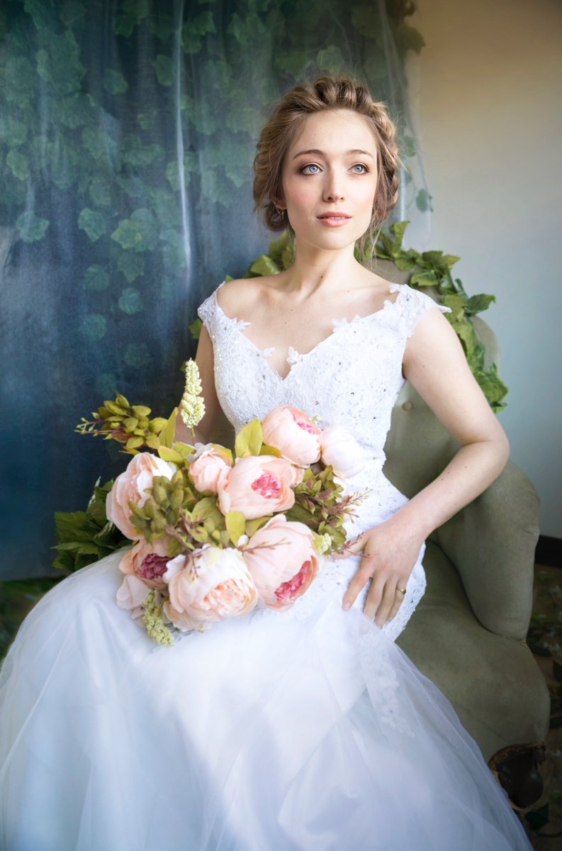 jessiejknowles's tweet image. Latest modelling job sneak peak. Its amazing how special a dress can make you feel. Photographer - Lucy Green #modellife #actor #photography #London #weddingphotography