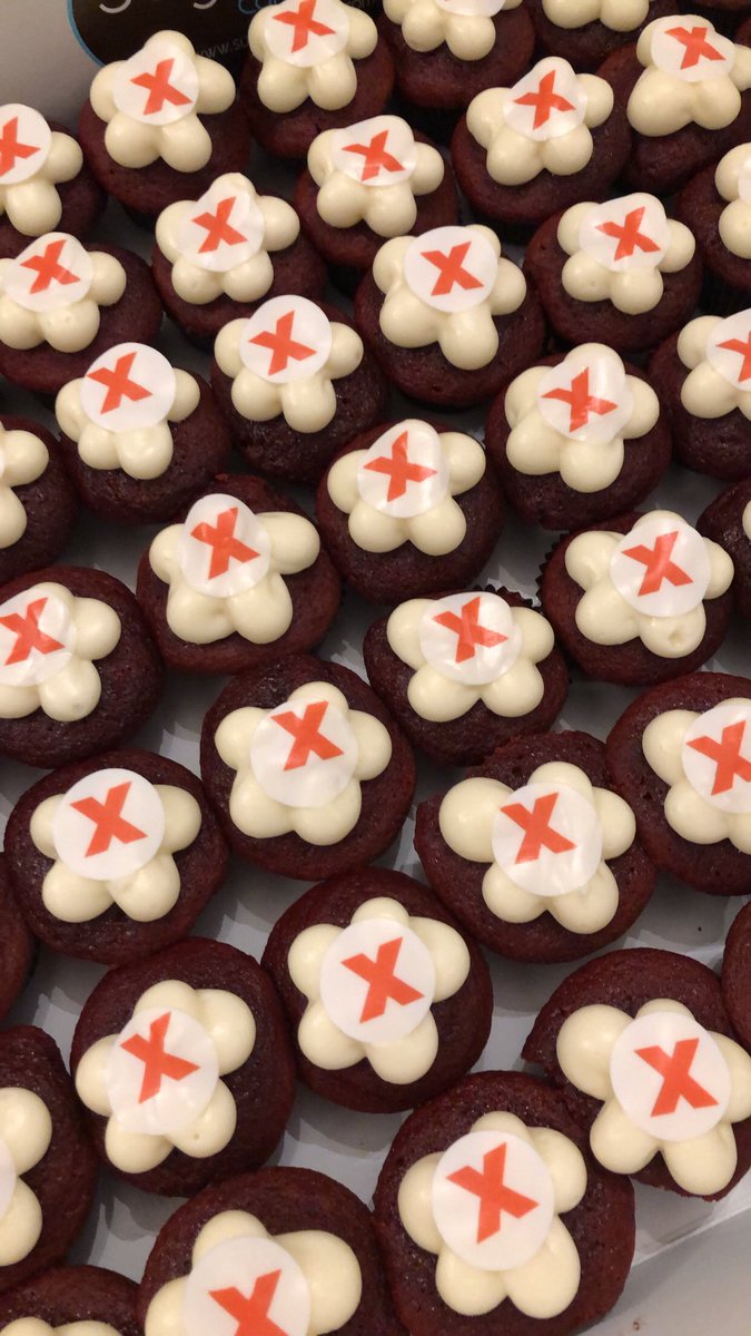 TEDxUChicago's tweet photo. Doors open in 10 minutes! Come and get your TEDx cupcake! #TEDxUChicago https://t.co/7xxKIvA3MX