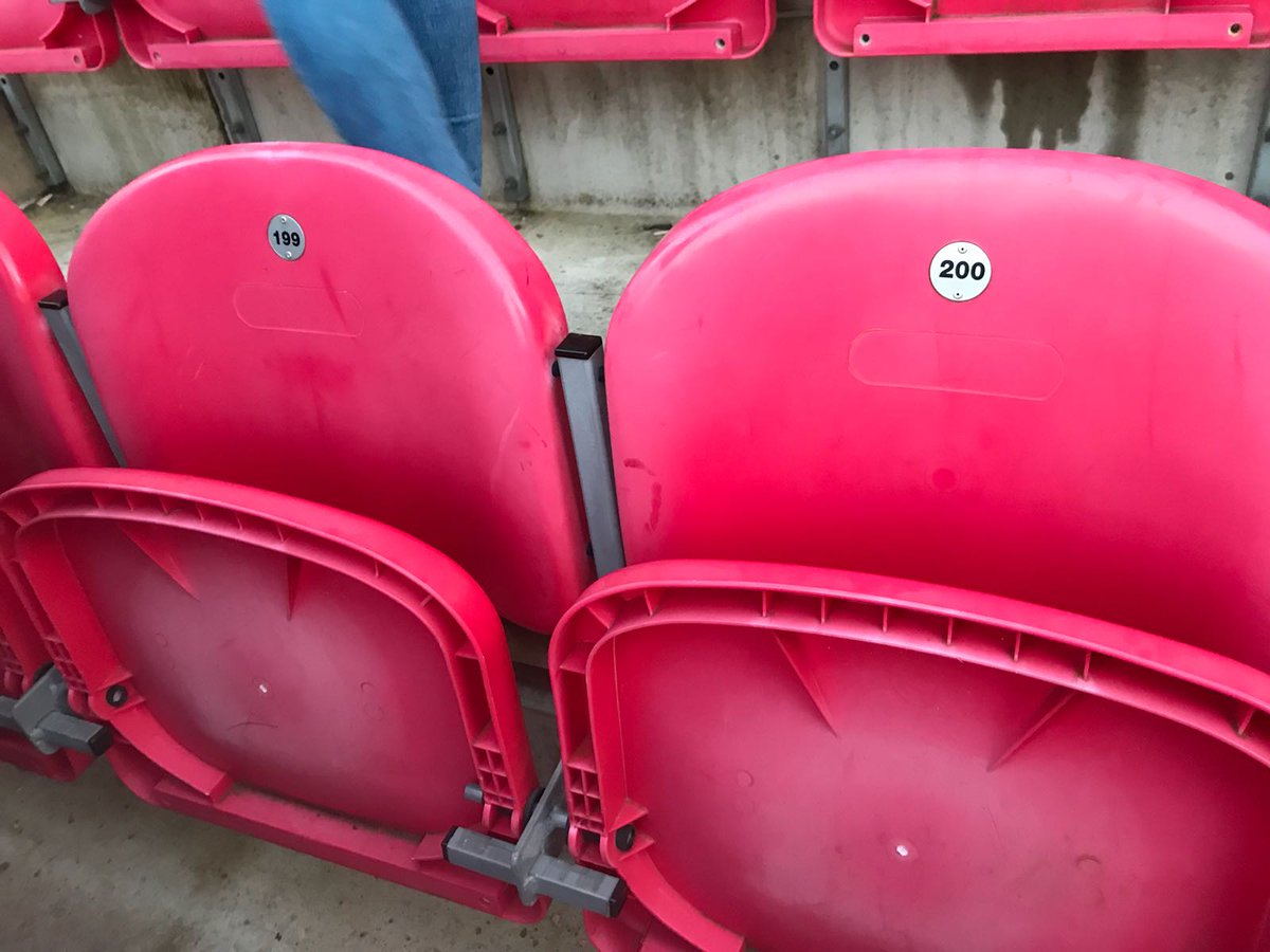 TheVickiJones's tweet photo. Thank you @official_parc for a great season been a pleasure. Will see you next season with my season ticket ! Can't wait to spend my weekends with my boys in red and @I_bleed_scarlet @scarlets_rugby #ourseats https://t.co/PYJhyTmMKC