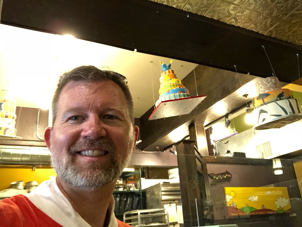 GAYWhistler's tweet photo. Mid afternoon snack with sensational cakes. An LGBT positive business. β° #springitonwithpride
#myJasper #VentureBeyond #ilovegay (@ The Other Paw Bakery Cafe in Jasper, AB) https://t.co/FwK1hIzvCg https://t.co/GExded1NSE