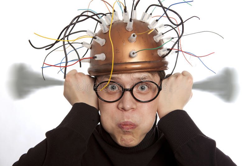 SimoneGiertz's tweet photo. According to stock photos, the most important attire for inventors is a helmet with a bunch of cables that don’t connect to anything. And also a dick.

#BadStockPhotosOfMyJob https://t.co/vEPTAoXSly