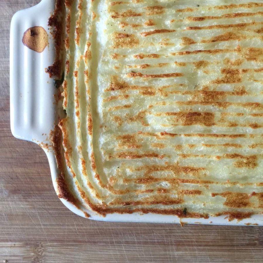 Easy Vegan Shepherd’s Pie Recipe | Lettuceliv buff.ly/2FCvZ2g #veganrecipes #RecipeOfTheDay #food