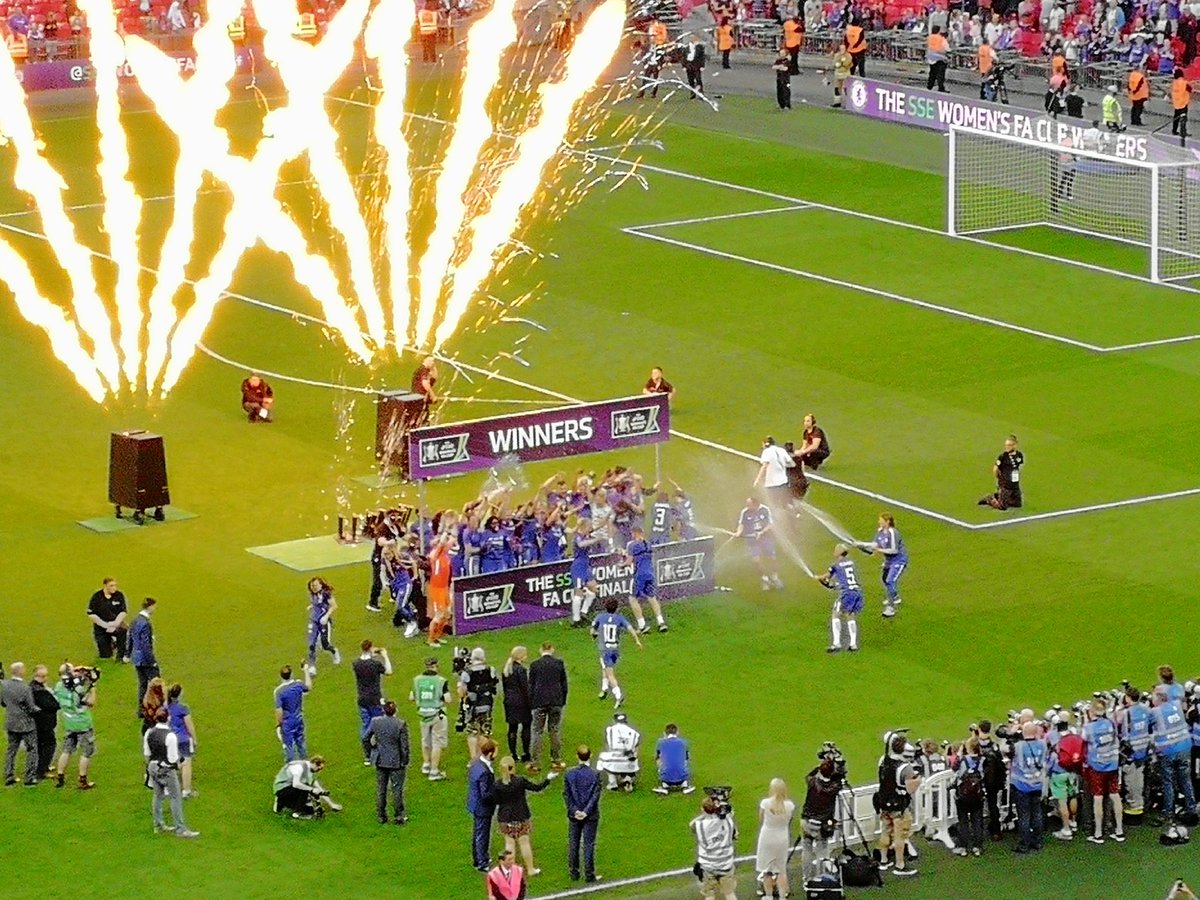 AmbersPopCakes's tweet photo. @PutneySMPS @wembleystadium @SSEWomensFACup Fantastic game 👏👏👏 https://t.co/0UTlhhHkRp