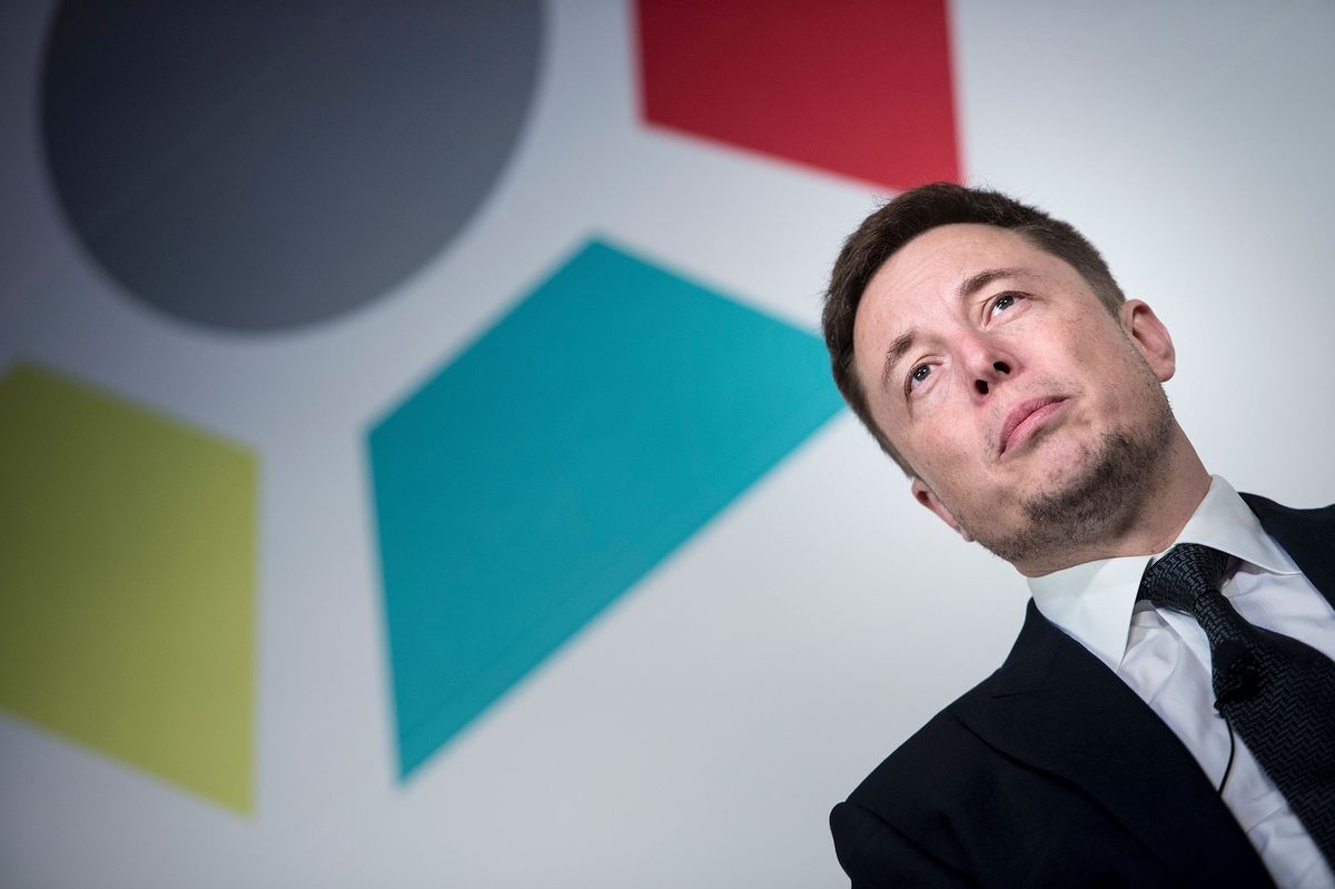 business's tweet photo. Warren Buffett said Elon Musk wouldn’t want to come after him in the candy business. Challenge accepted. https://t.co/DEyGEMtgQM https://t.co/AnNXImTnuU