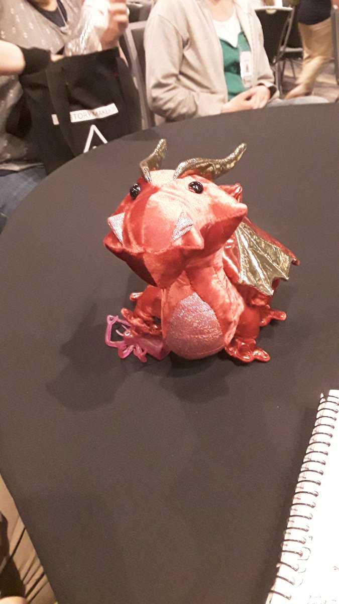 MorganJMuir's tweet photo. Muse dragon vs Self Doubt Monster! #storymakers18 #authorsIRL https://t.co/igyWPNa7uE