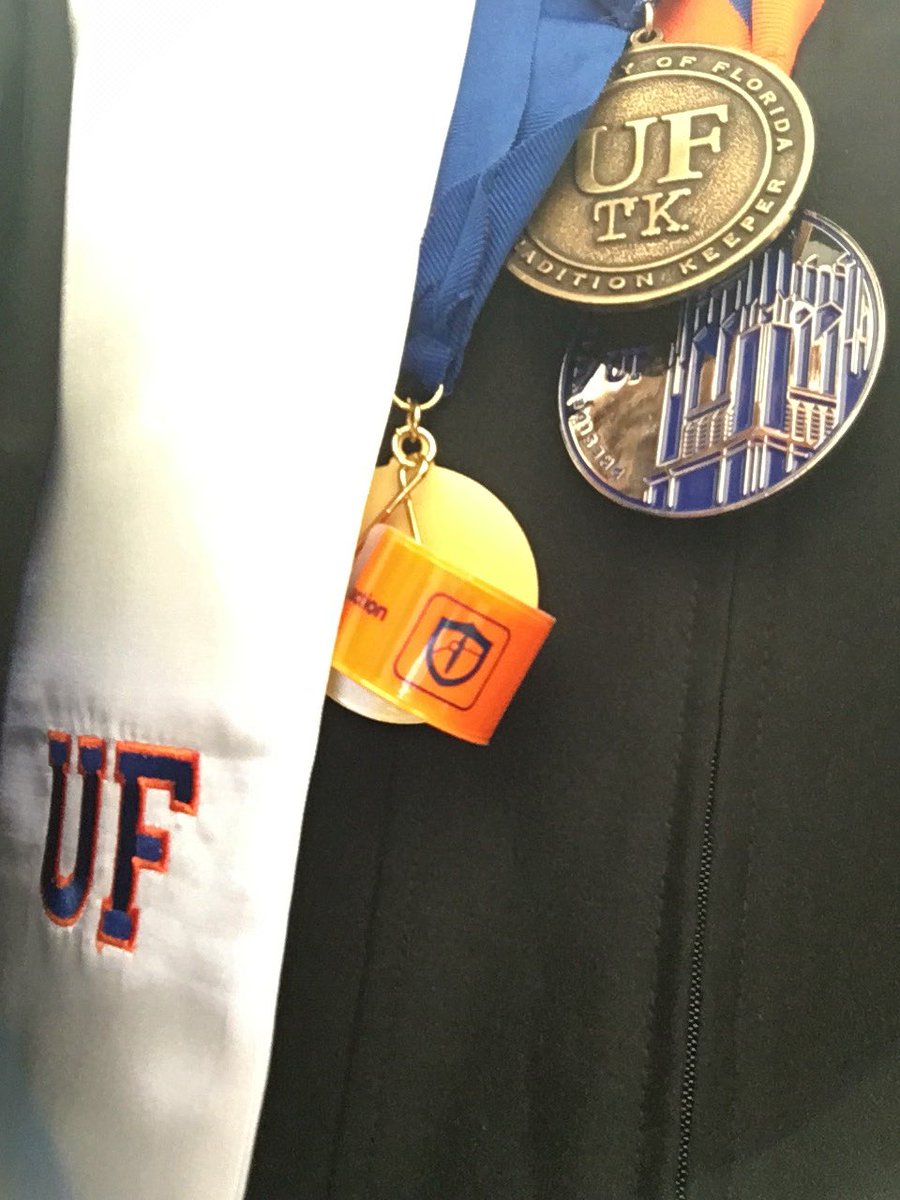 FlatAlbertUF's tweet photo. Thanks to @UFPublicSafety for keeping us #gatorsafe over the years! #UFgrad #UF18 https://t.co/d9806sVrKU