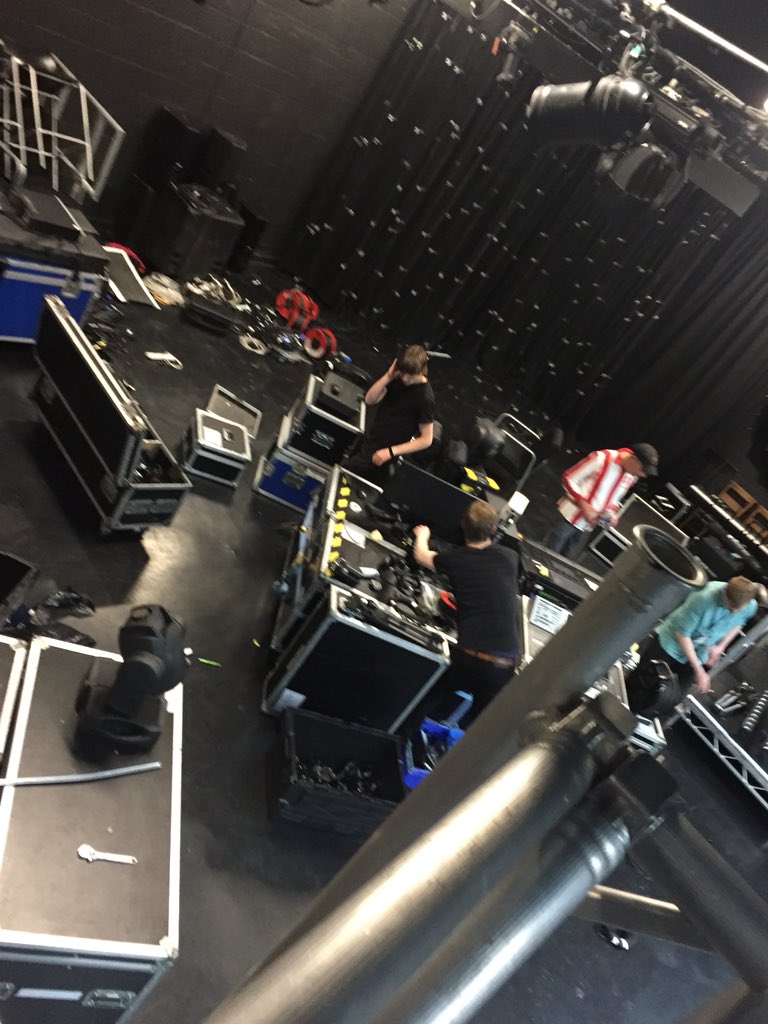 production_brad's tweet photo. Well that’s the end of #Lincolnhootenanny and the get out done. Thanks to everyone involved @lincoln_college and ex production students that helped. #production #lighting #teamwork https://t.co/o5yuJCpScJ
