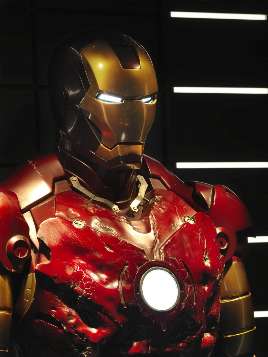 ShowbizCulture's tweet photo. Nowhere else at #AAM2018 will your inner child find an opportunity like this: Iron Man’s at #Booth3012 ready to pose for a selfie with you! May 7 exclusive. @AAMers #AAMSMJ https://t.co/D7z32M7bWy