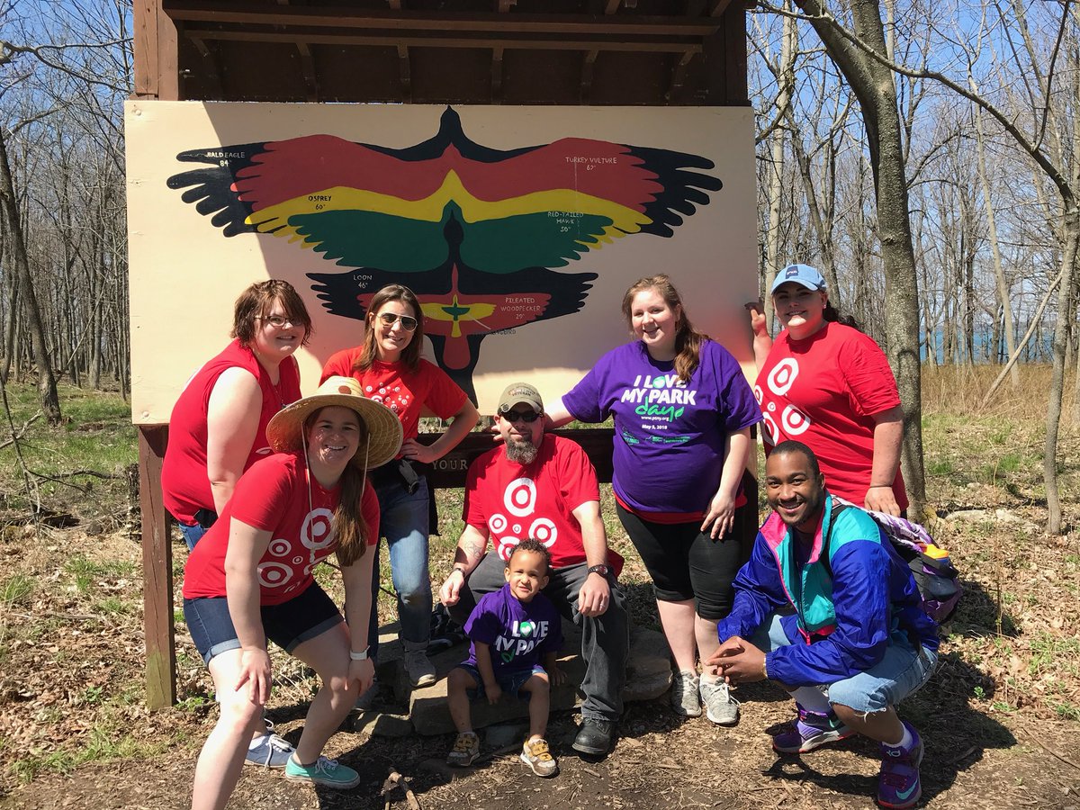 bethgrimsha's tweet photo. Target Giving Back to Community #r400 #targetcommunity #RDOS https://t.co/USsg6KVyDk