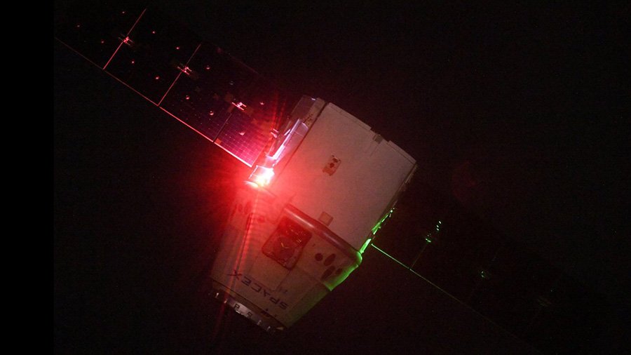 Space_Station's tweet photo. .@SpaceX's #Dragon cargo spacecraft splashed down in the Pacific Ocean today at about 3pm ET with more than 4,000 pounds of @NASA cargo and science samples. https://t.co/mGjtLxOFvL https://t.co/LkVgvagPhC