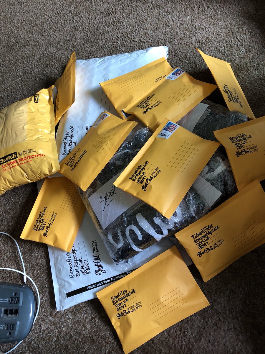 Shot_Club's tweet photo. 👀📫👀multiple shirts and bracelets on the way👀📫👀 https://t.co/aAsoWMHb6d
