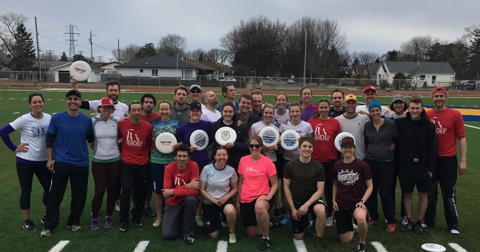 Enjoying the company of these champs in Thunder Bay. <a href="/tbayultimate/">Thunder Bay Ultimate</a> <a href="/shawn_j_chua/">Shawn Chua</a> <a href="/Johnghassell/">John hassell</a> <a href="/skbobak/">Sarah Bobak</a> @sarahkidd