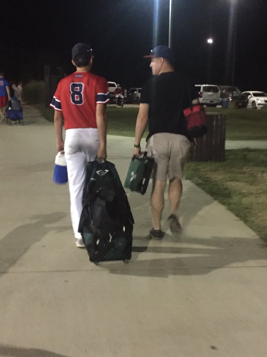 winn_bg's tweet photo. Happy birthday to the best dad anyone could ask for. https://t.co/QEMwfWLLOZ
