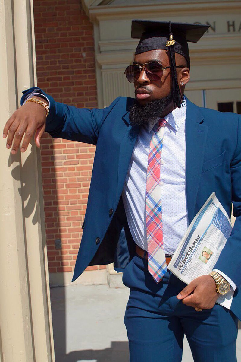 Ev_LeMoor's tweet photo. All dressed up with somewhere to go. 🎓🙌🏿 #BlackExcellence #GradSZN2018 https://t.co/m8eZ65Vdtd