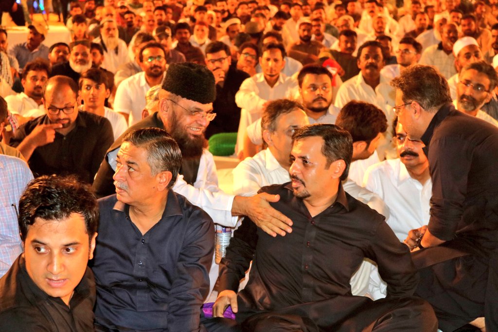 iqrasami6's tweet photo. چیئرمین پاک سر زمین پارٹی سید مصطفی کمال کل پاکستان مشاعرے میں پہچ گئے
@Princes50683657 @PSPPakistan @AapKiRaay https://t.co/Oh49yshNuY