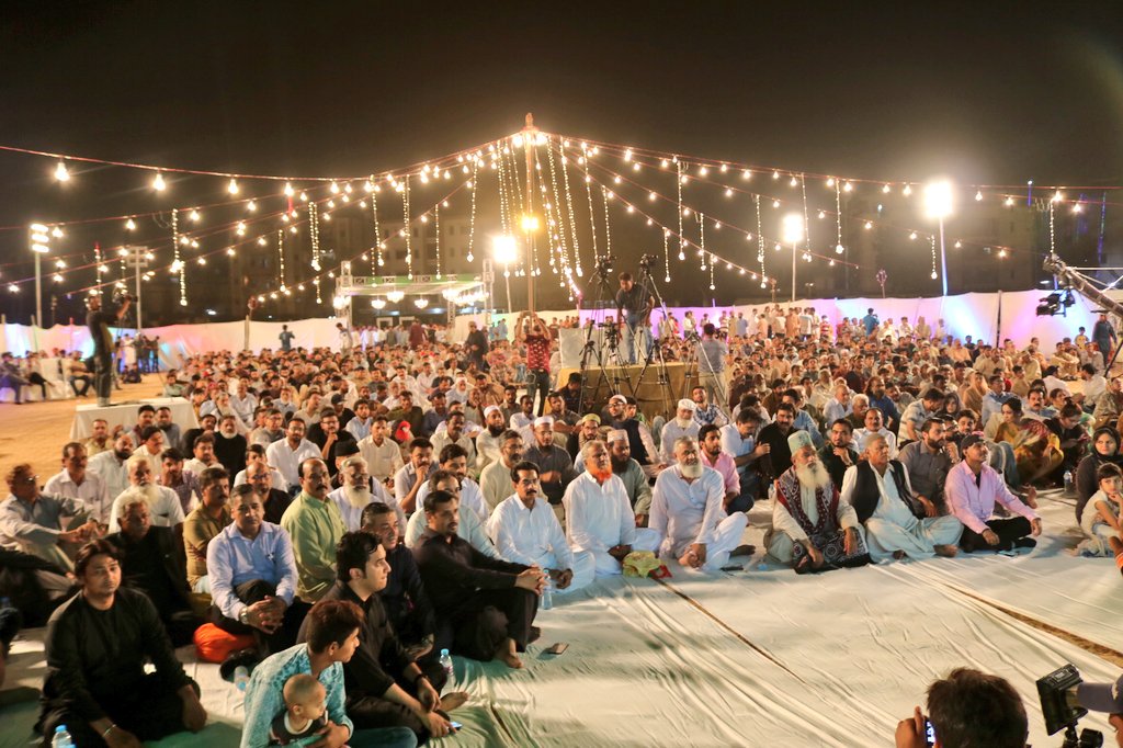 iqrasami6's tweet photo. چیئرمین پاک سر زمین پارٹی سید مصطفی کمال کل پاکستان مشاعرے میں پہچ گئے
@Princes50683657 @PSPPakistan @AapKiRaay https://t.co/Oh49yshNuY