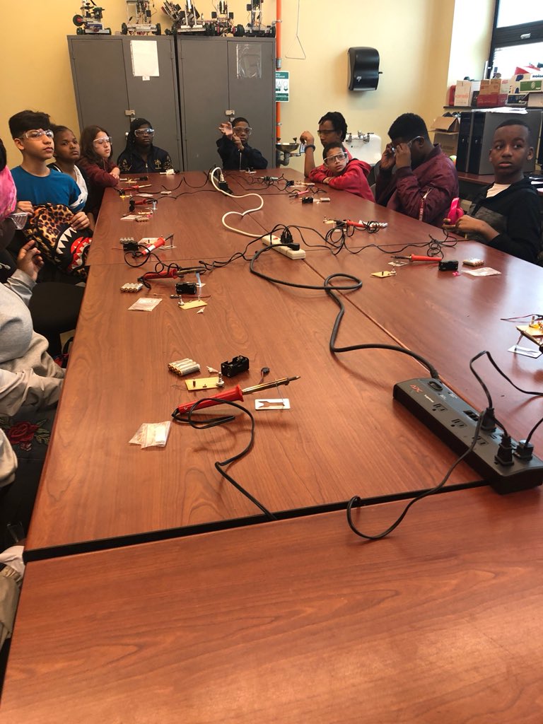 It’s #InternationalDroneDay & our STEM scholars attended several workshops inc. building drone motors, programming, & they flew drones themselves! @VaughnCollege