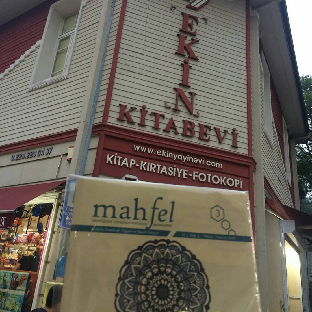Mahfelimiz yine Bursa'da Görükle Milena Kitap Kafe ve Ekin Kitabevinde vaziyetini aldı. Tükenmeden alınız...

#mahfeldergisi #edebiyat #yaşam #sanat #dergi #bursa #Görükle #mahfel3