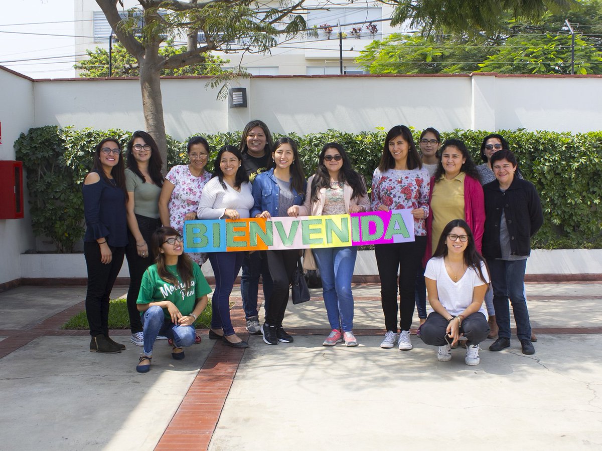 mochila_peru's tweet photo. ¡Bienvenidas voluntarias al SuperLectoras 2018-1! #Educación #SuperLectoras #Solidaridad https://t.co/uGdweNfZcA